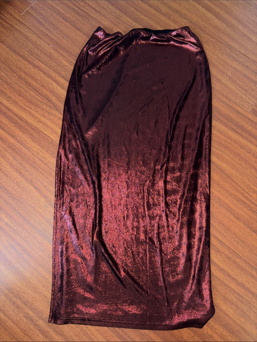Women's metallic Midi Skirt in Deep Wine